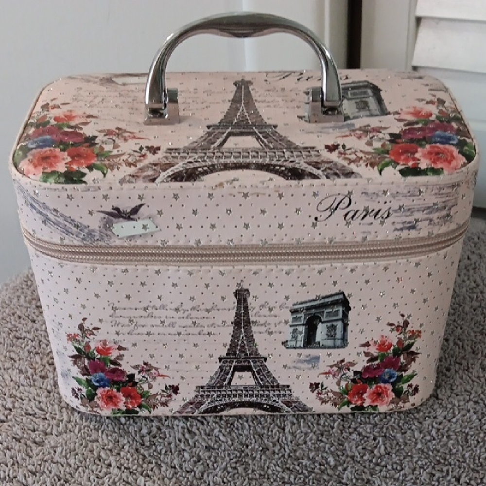 Paris Themed Train Case/Cosmetic Case